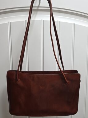 Monsac Classic Brown Leather Shoulder Bag
